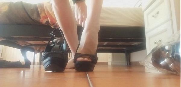  my new stepmother has many beautiful high sandals and does not just put them on her feet ...